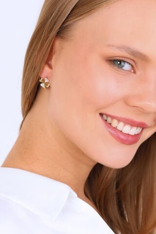 14 Ayar Altın Taşlı Yonca Küpe