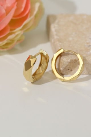 14 Ayar Altın Baklava Desenli Halka Küpe