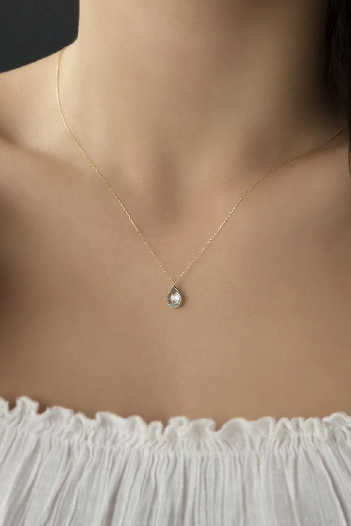 14 Ayar Altın Mavi Damla Taş Kolye