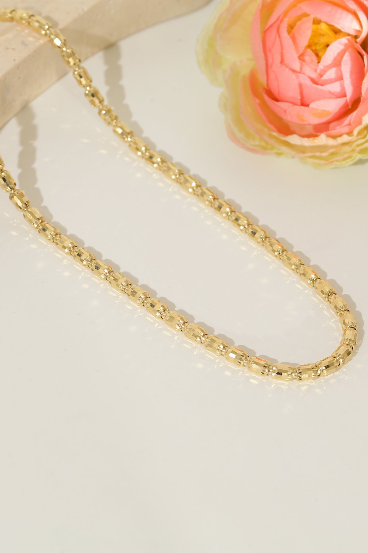 14 Ayar Altın Modern Tasarım Zincir Kolye