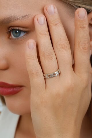 14 Ayar Altın Baget Dizisi Yüzük