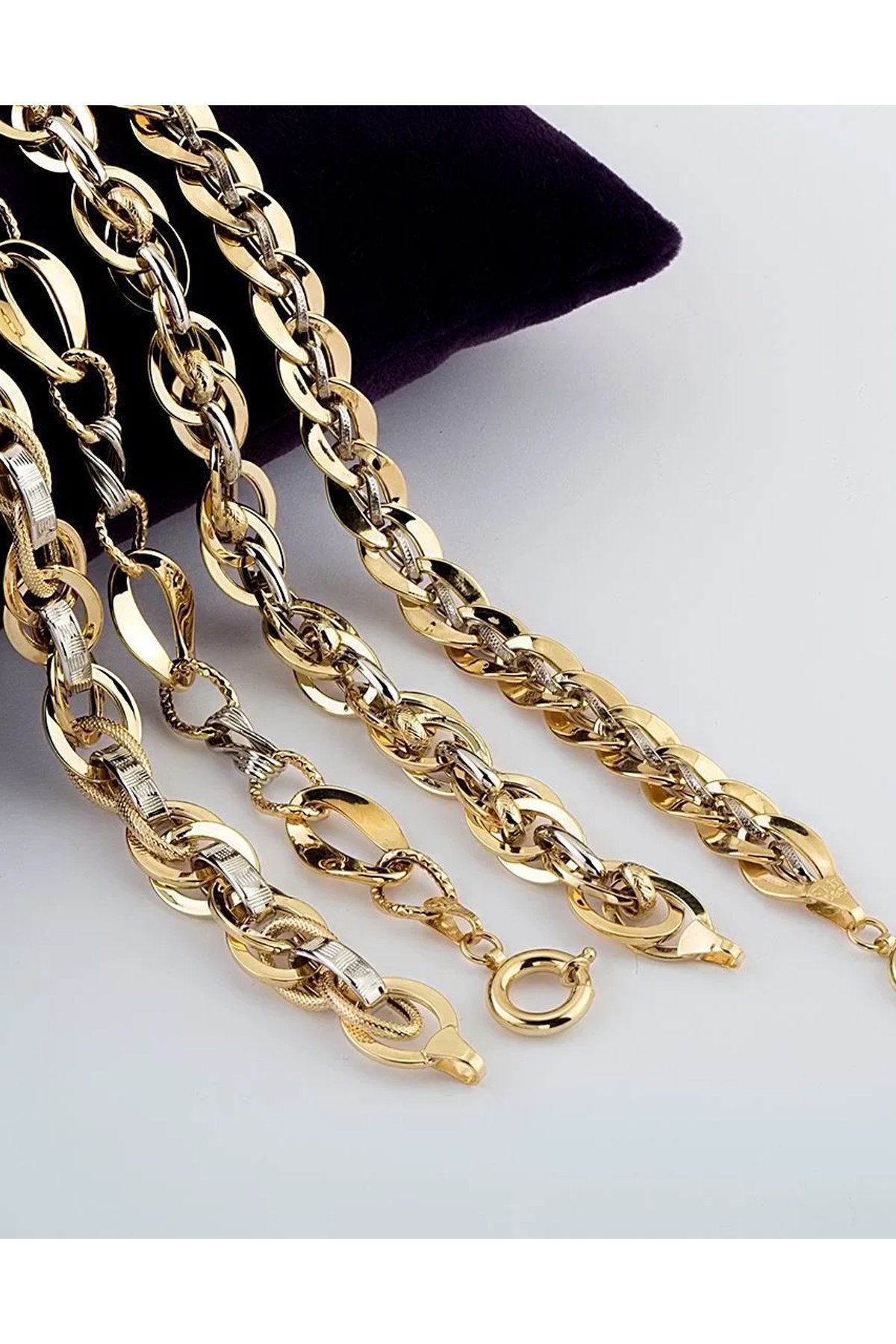 14 Ayar Altın Hallow Bileklik