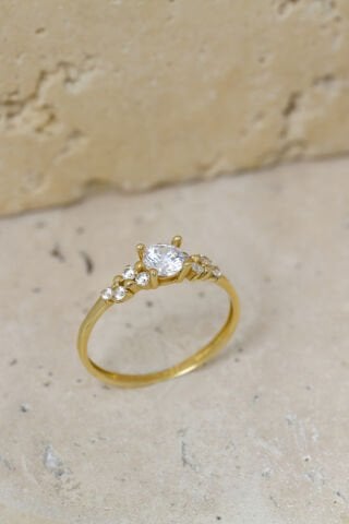 14 Ayar Altın Taşlı Modern Tasarım Yüzük